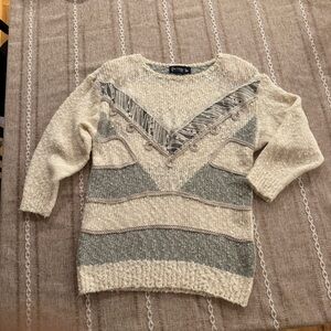 Vintage Le Chois Women's Cream and Gray Sweater Size‎ M